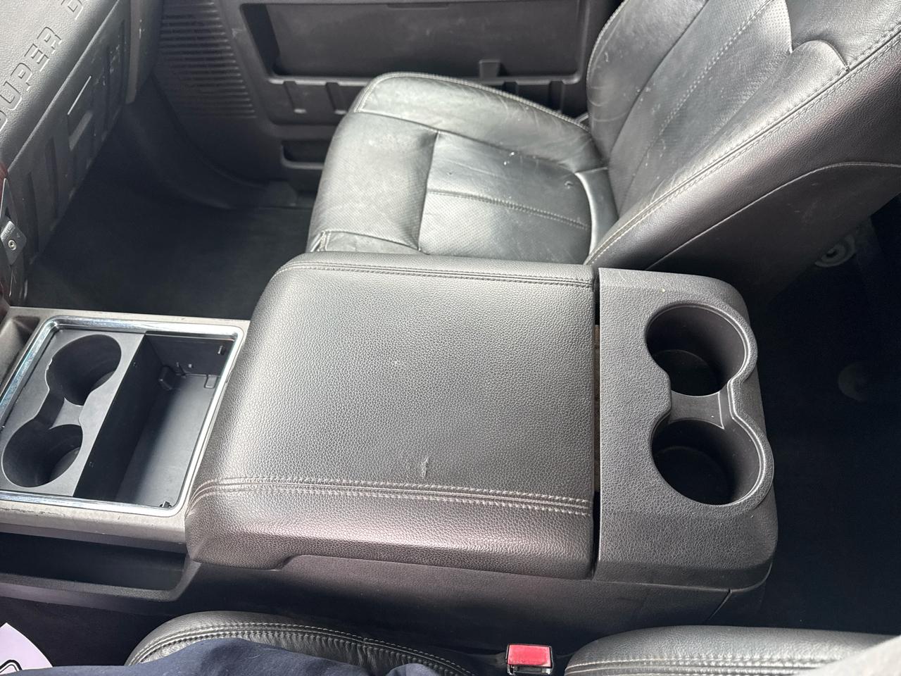 Ford Super Duty F-350 DRW 4WD Crew Cab 172" Lariat 2012