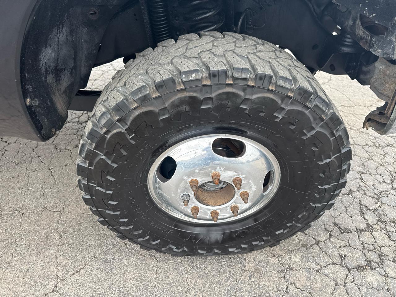 Ford Super Duty F-350 DRW 4WD Crew Cab 172" Lariat 2012