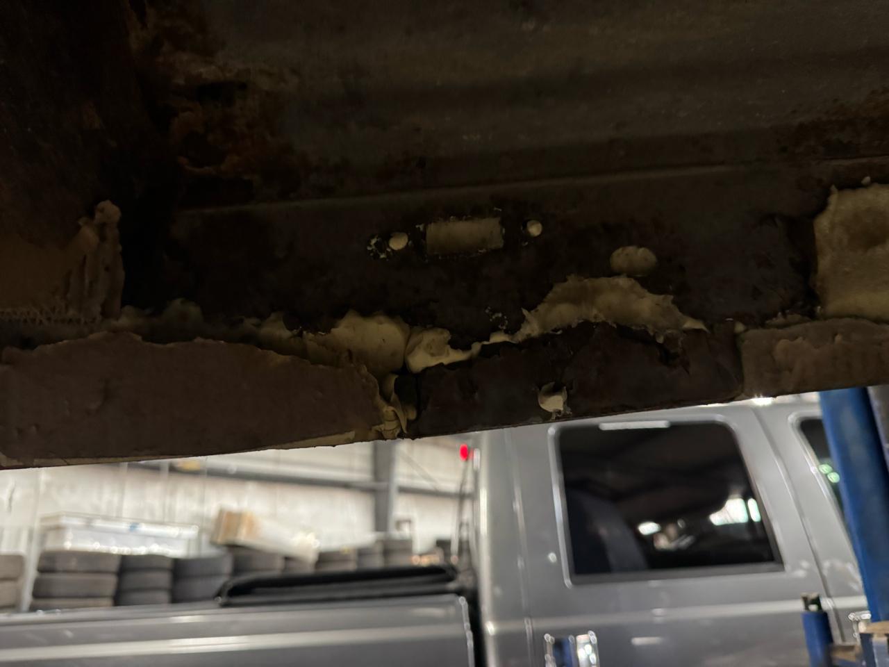 Ford Super Duty F-350 DRW 4WD Crew Cab 172" Lariat 2012