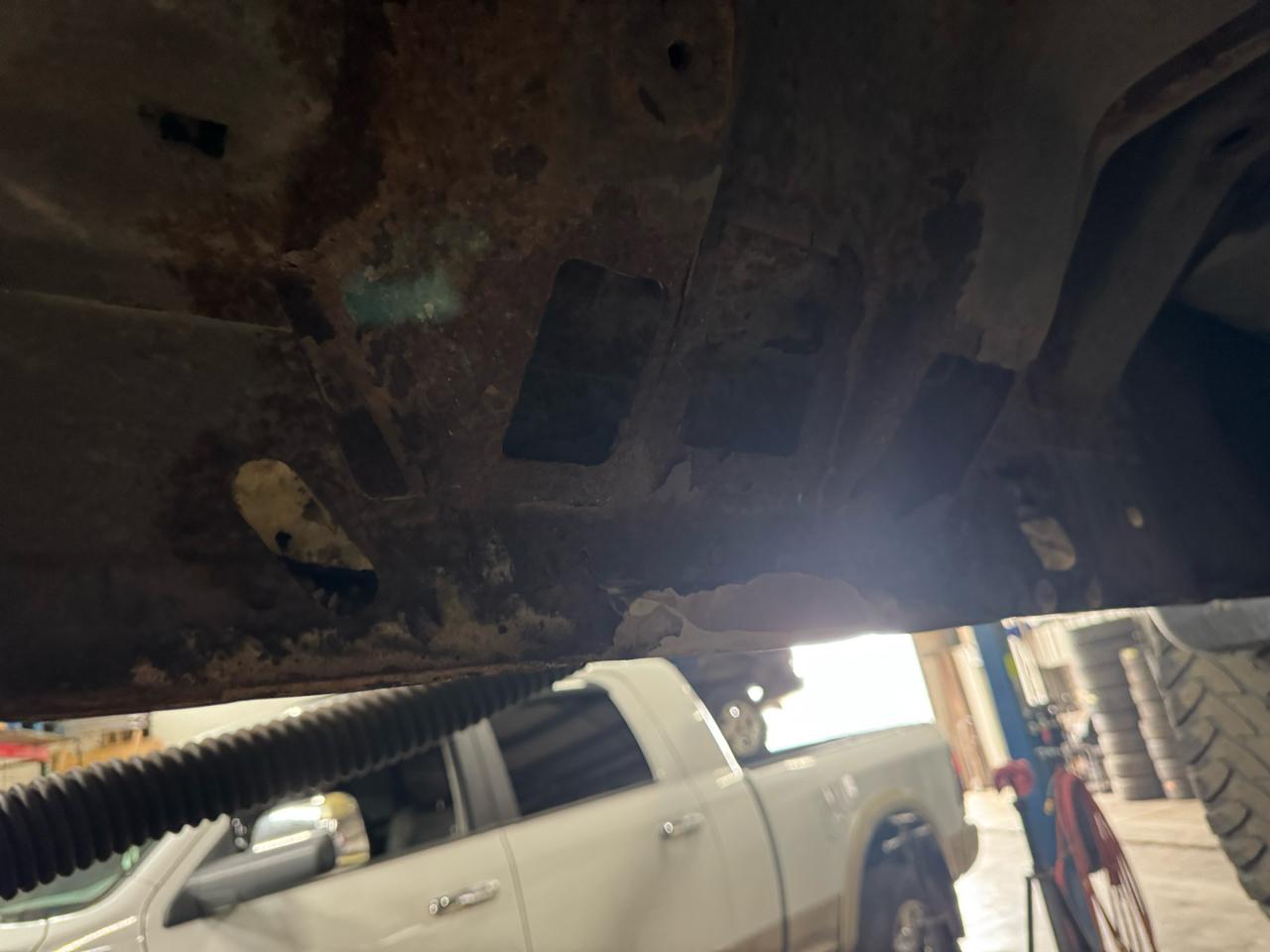 Ford Super Duty F-350 DRW 4WD Crew Cab 172" Lariat 2012