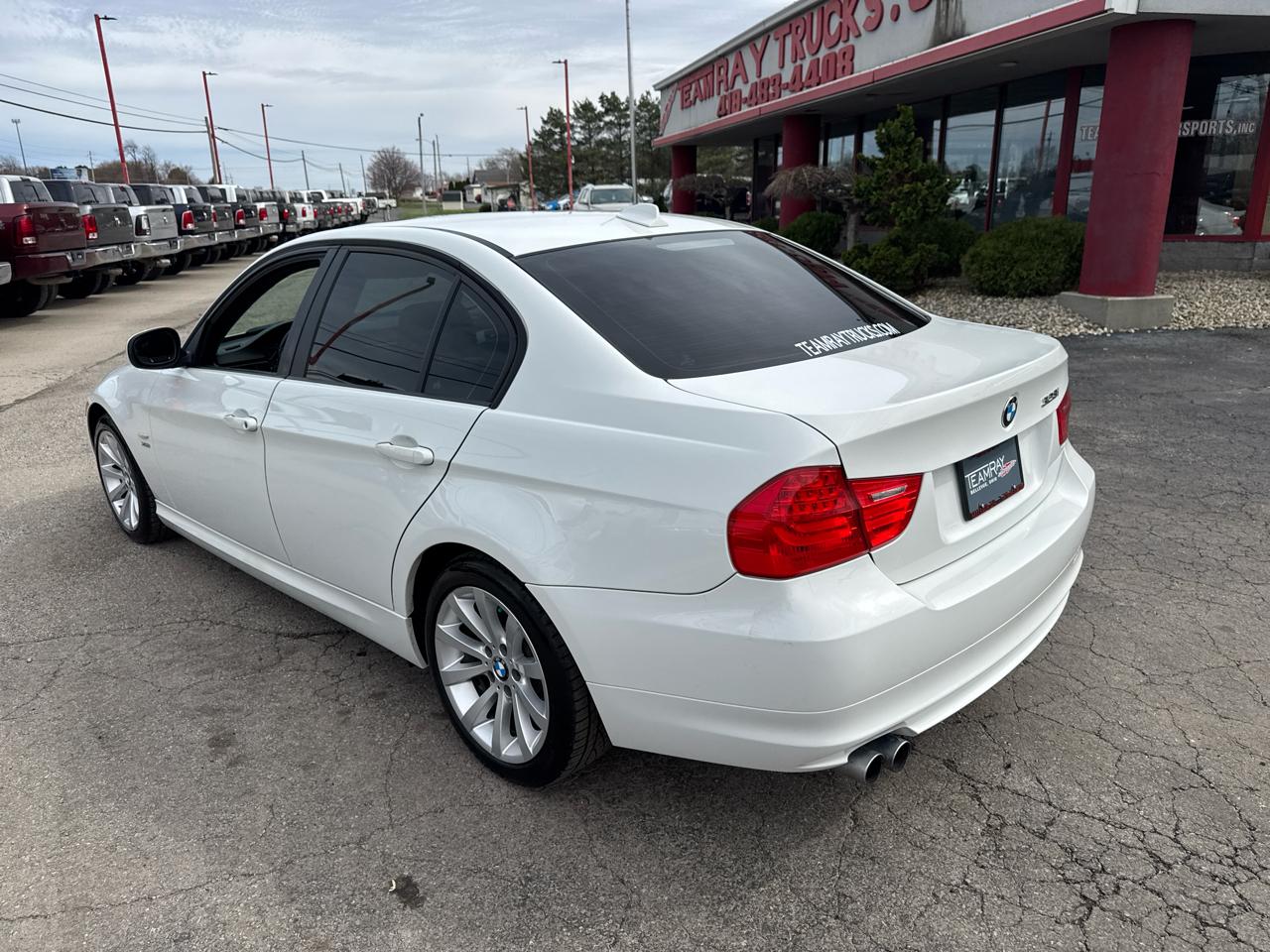 BMW 3 Series 4dr Sdn 328i xDrive AWD SULEV South Africa 2011