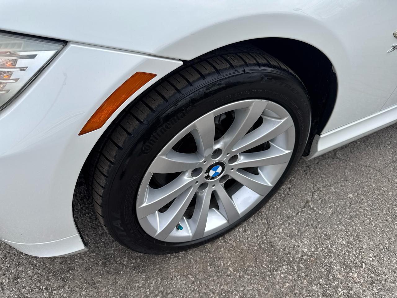 BMW 3 Series 4dr Sdn 328i xDrive AWD SULEV South Africa 2011