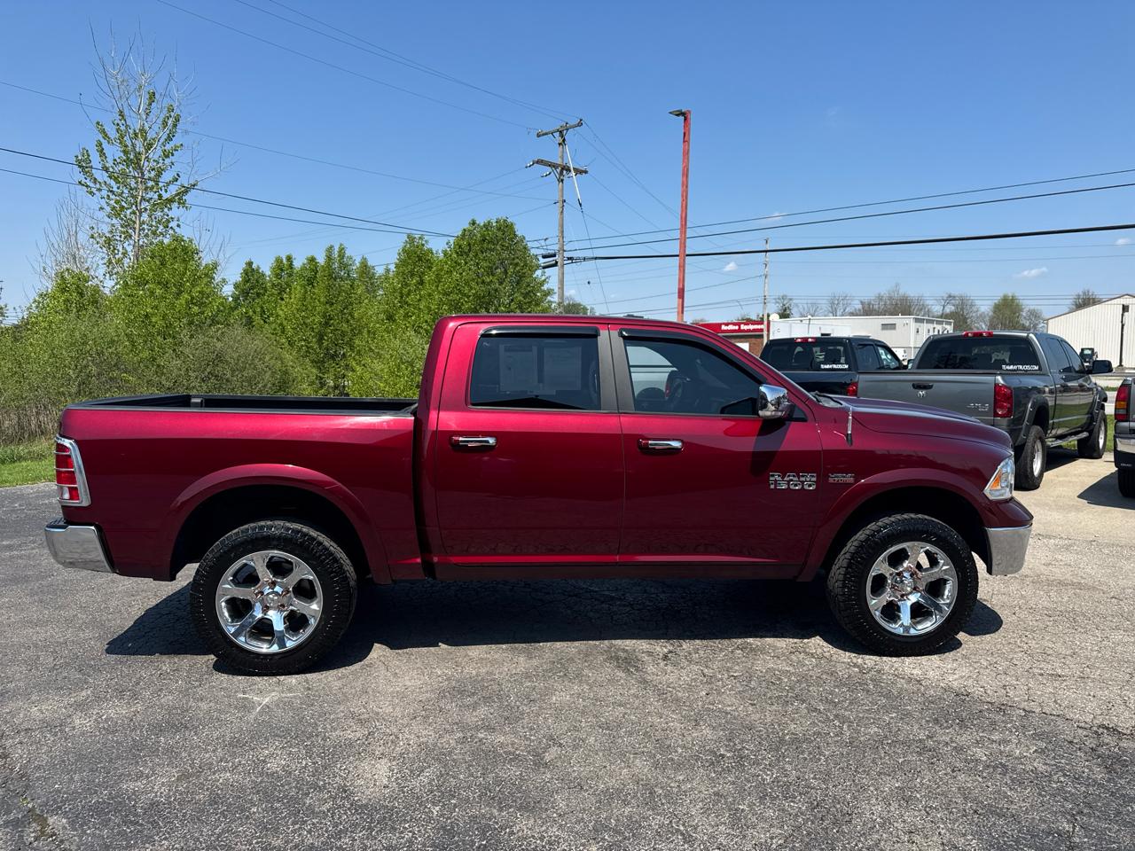 RAM 1500 Laramie 4x4 Crew Cab 5'7" Box 2017