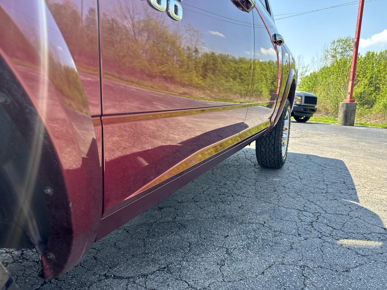 RAM 1500 Laramie 4x4 Crew Cab 5'7" Box 2017