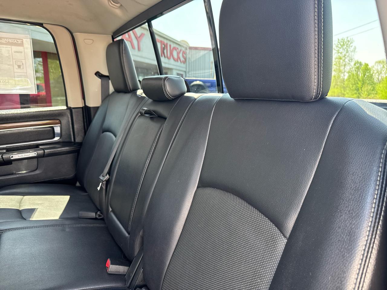 RAM 1500 Laramie 4x4 Crew Cab 5'7" Box 2017