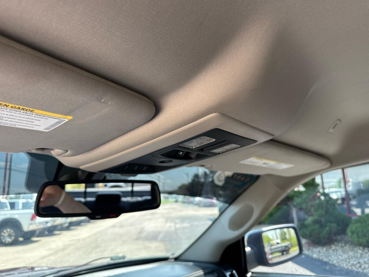 RAM 1500 Laramie 4x4 Crew Cab 5'7" Box 2017