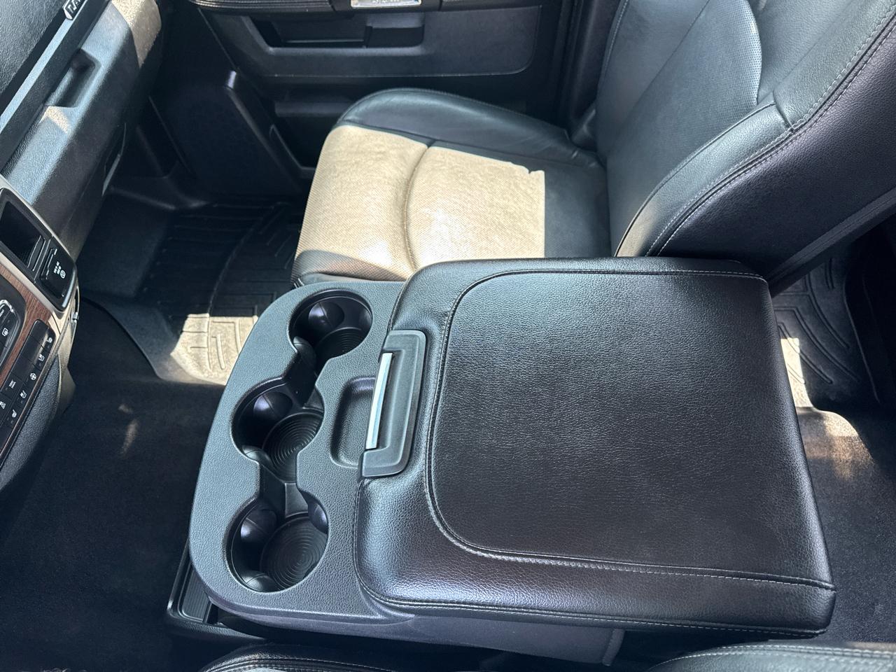 RAM 1500 Laramie 4x4 Crew Cab 5'7" Box 2017