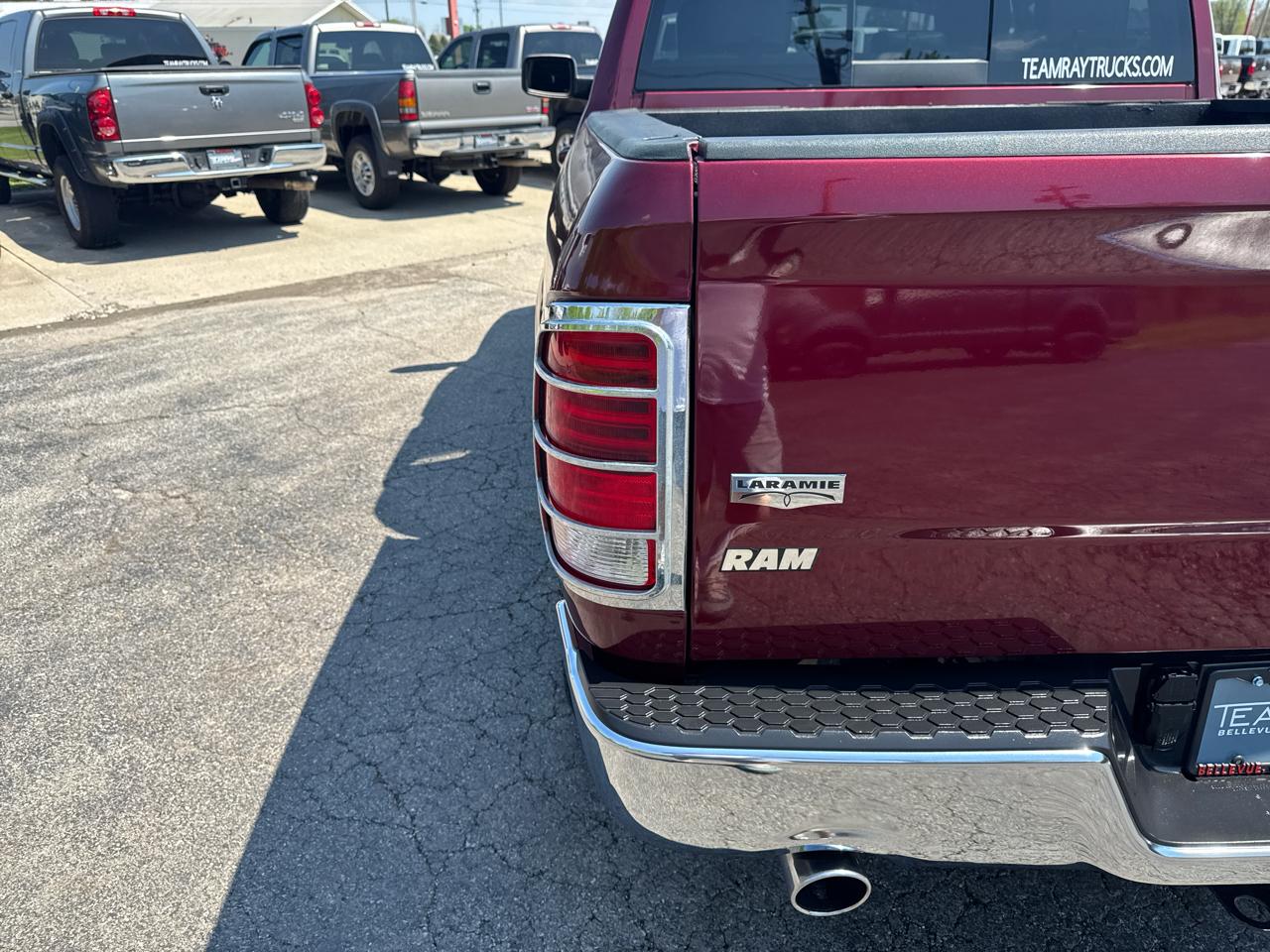 RAM 1500 Laramie 4x4 Crew Cab 5'7" Box 2017