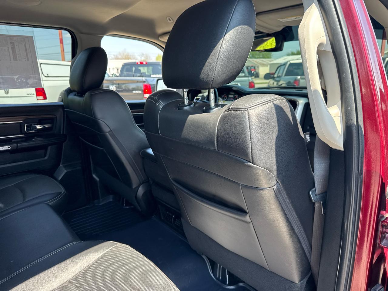 RAM 1500 Laramie 4x4 Crew Cab 5'7" Box 2017