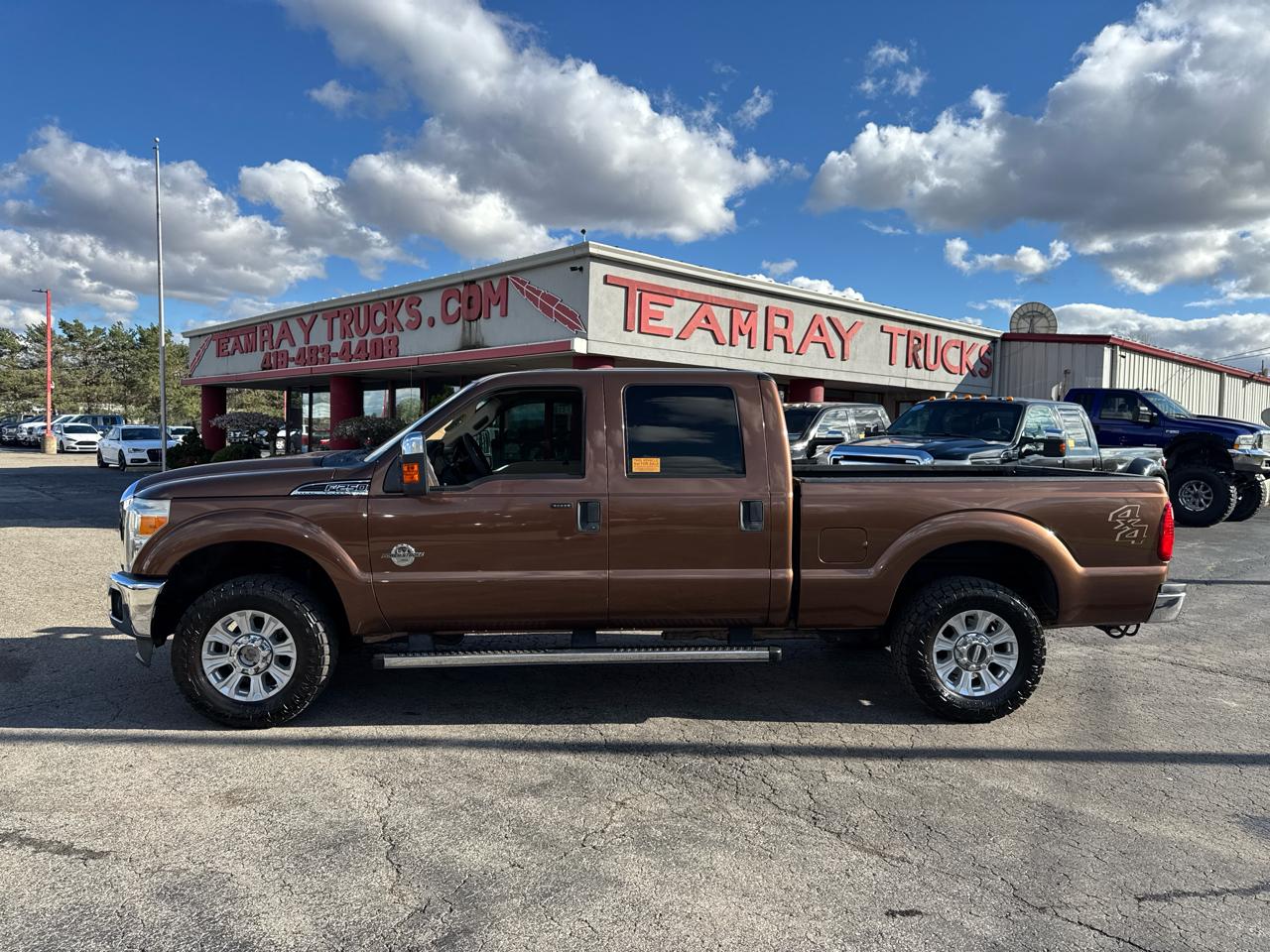 Ford Super Duty F-250 SRW 4WD Crew Cab 156" Lariat 2011