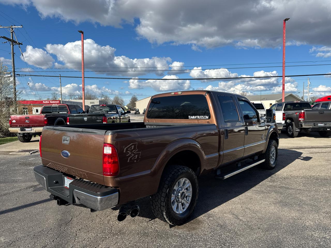 Ford Super Duty F-250 SRW 4WD Crew Cab 156" Lariat 2011
