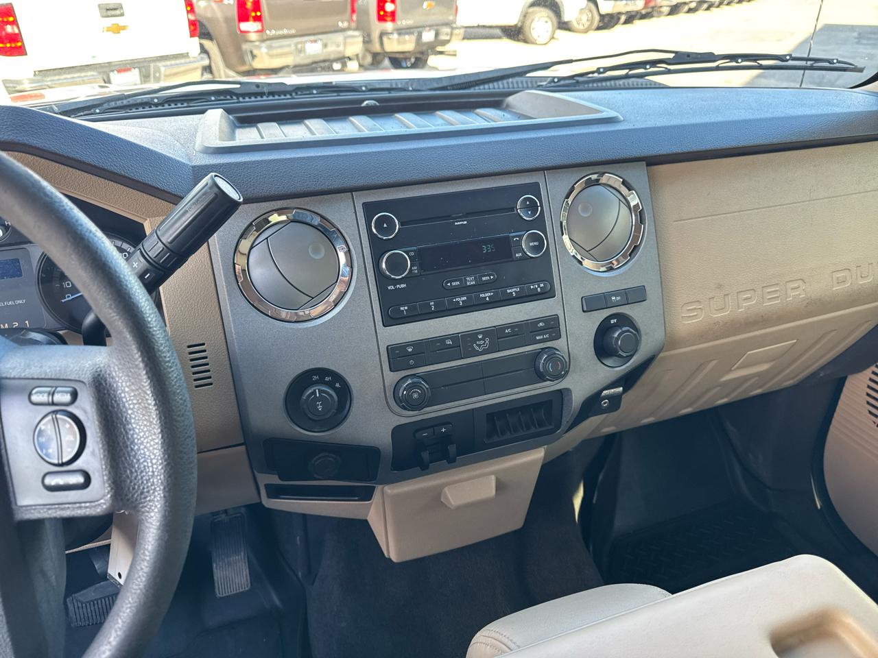 Ford Super Duty F-250 SRW 4WD Crew Cab 156" Lariat 2011