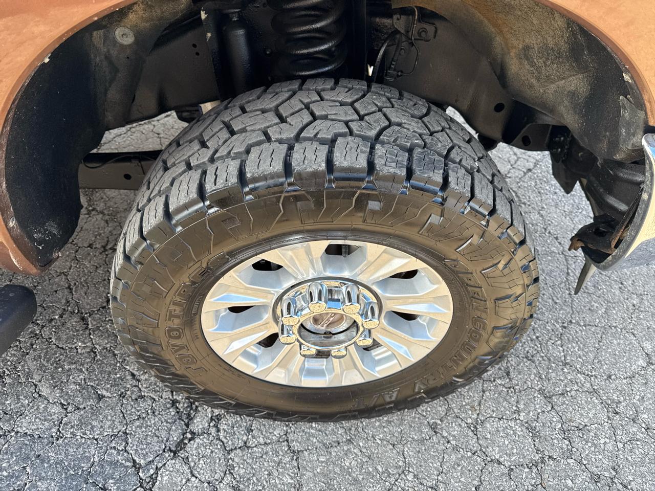 Ford Super Duty F-250 SRW 4WD Crew Cab 156" Lariat 2011