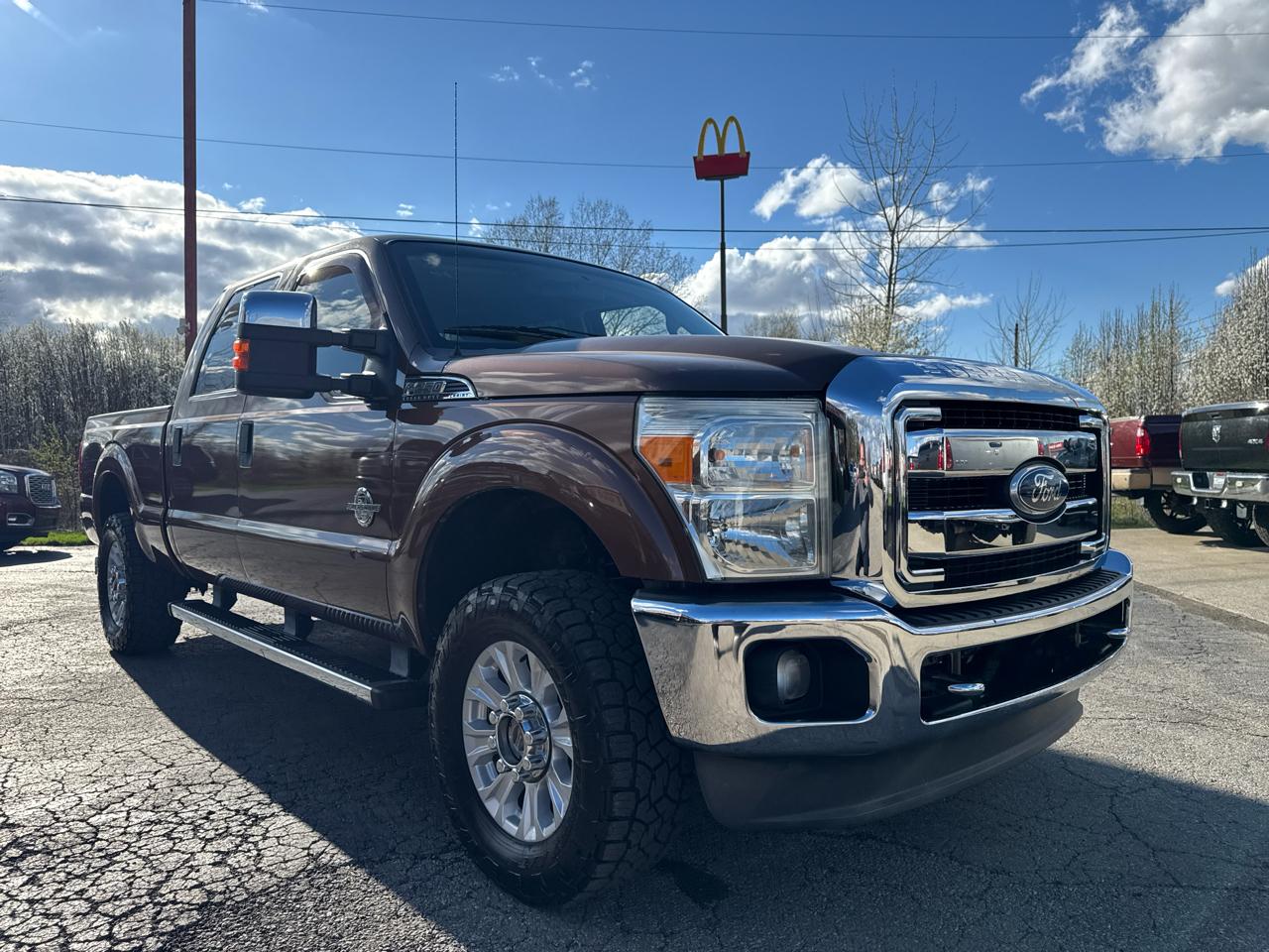 Ford Super Duty F-250 SRW 4WD Crew Cab 156" Lariat 2011