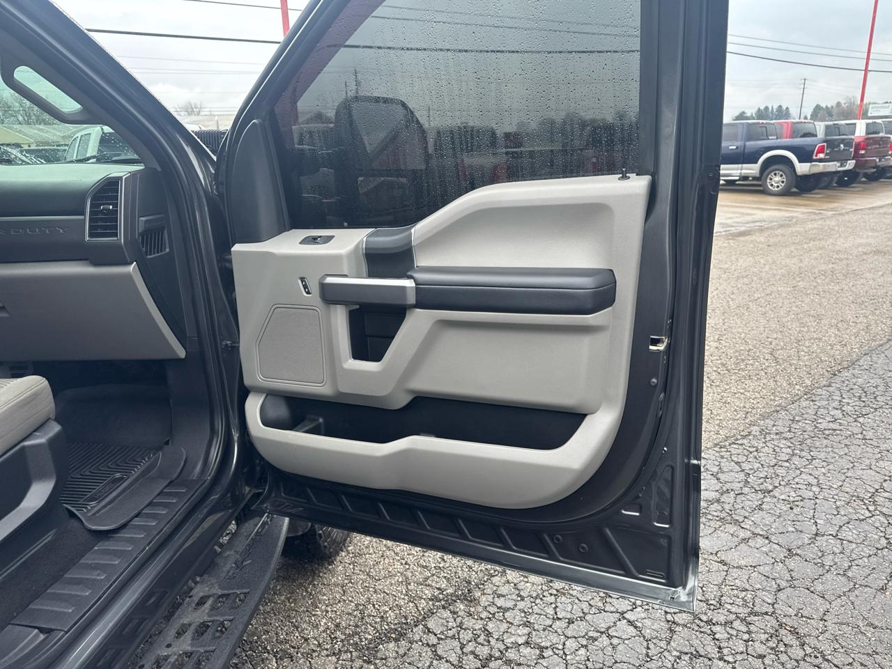 Ford Super Duty F-250 SRW XLT 4WD Crew Cab 6.75' Box 2019