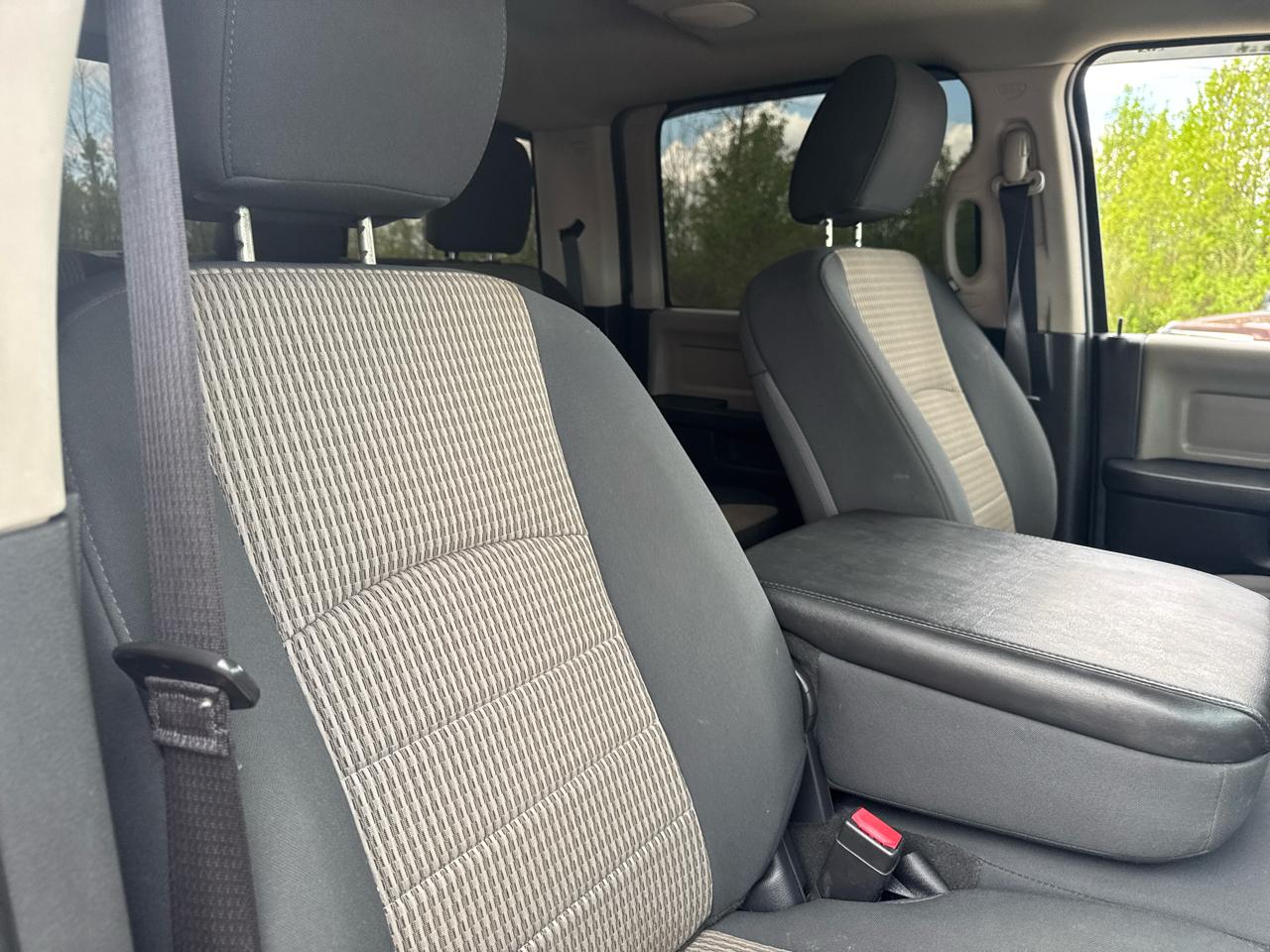 RAM 2500 4WD Crew Cab 149" Big Horn 2012