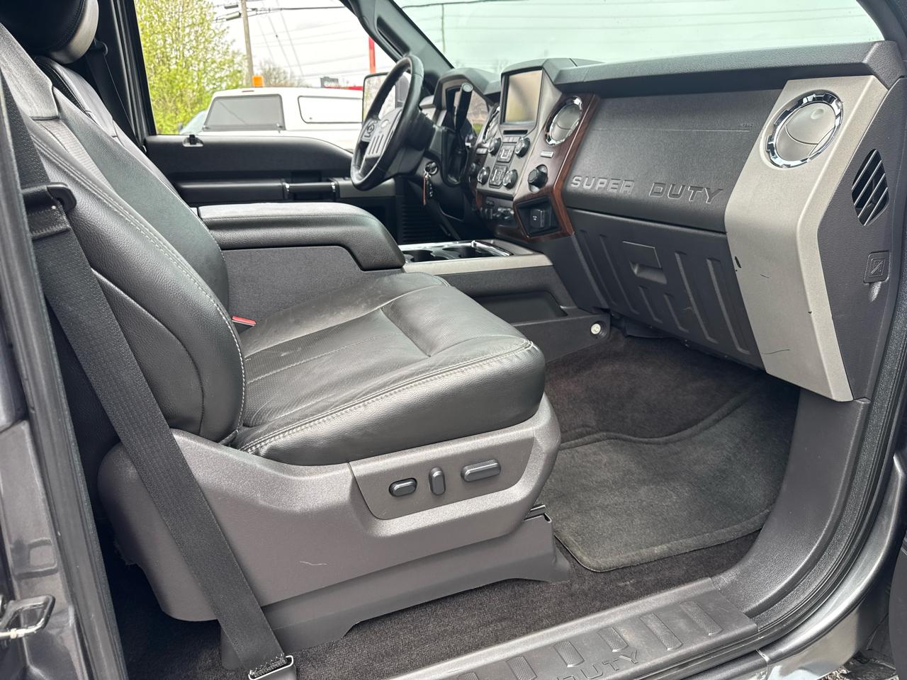 Ford Super Duty F-250 SRW 4WD Crew Cab 172" Lariat 2015