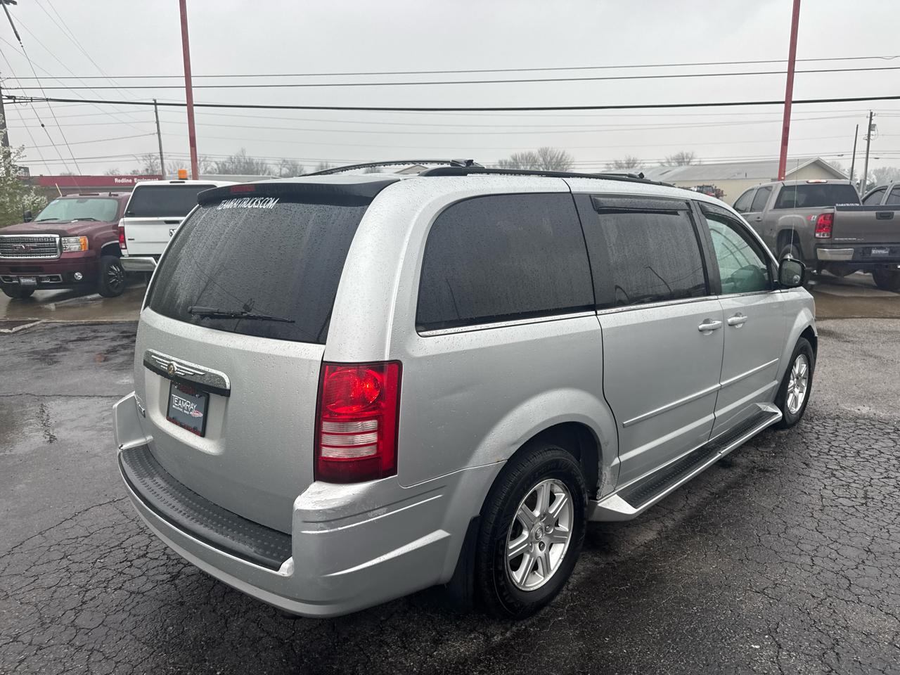 Chrysler Town & Country 4dr Wgn Touring 2008