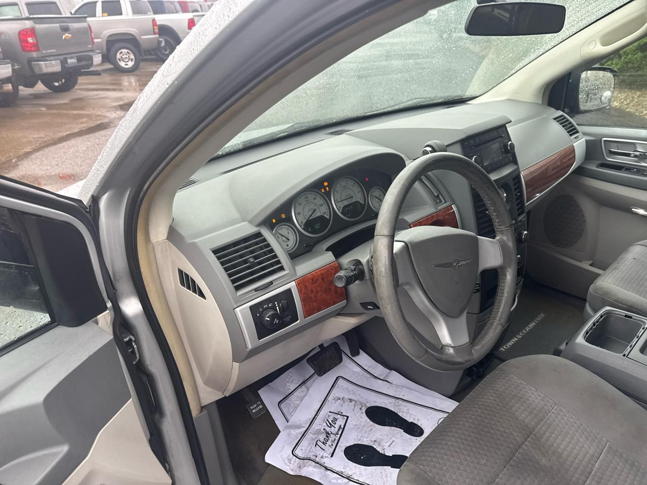 Chrysler Town & Country 4dr Wgn Touring 2008