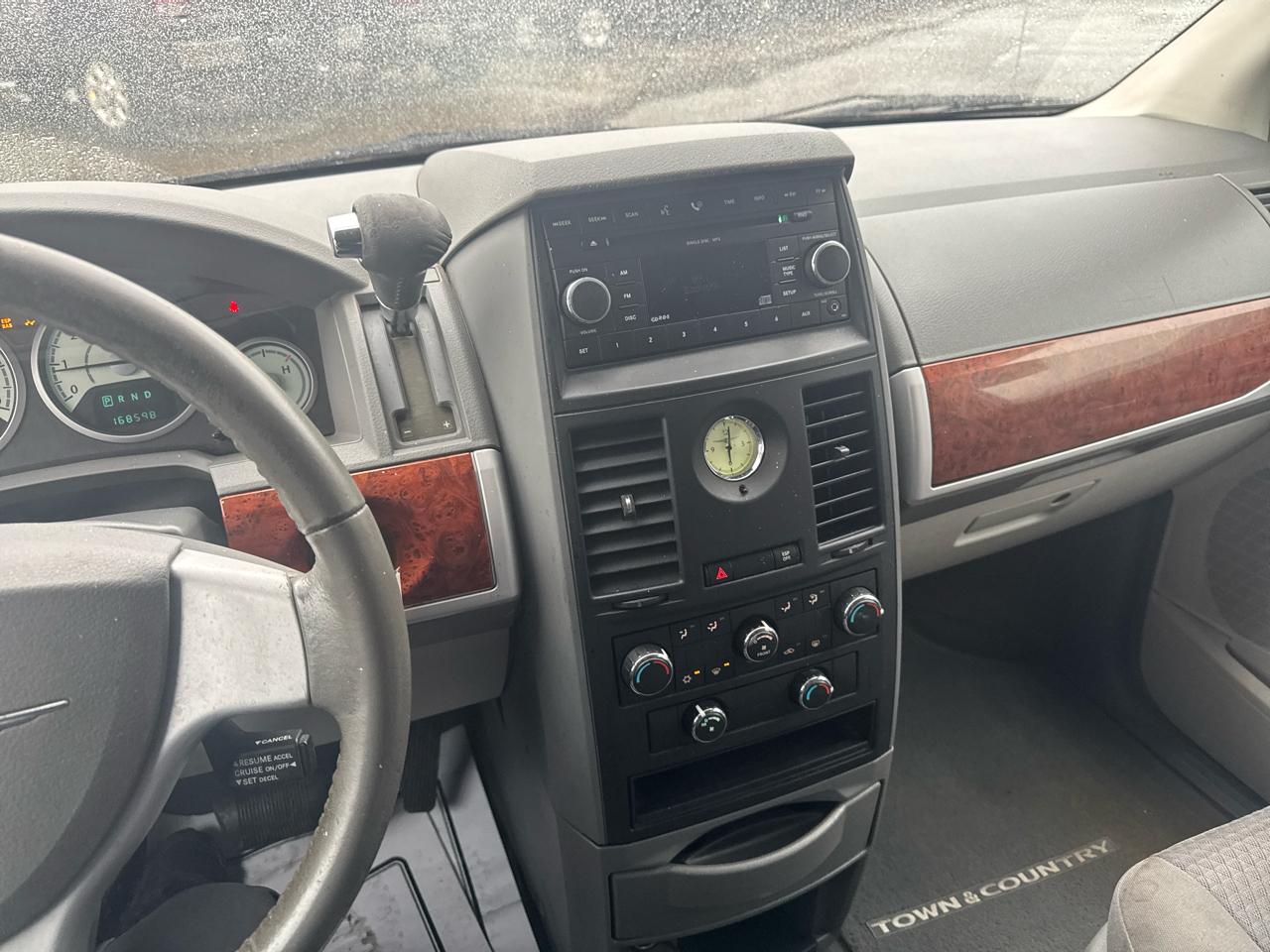 Chrysler Town & Country 4dr Wgn Touring 2008