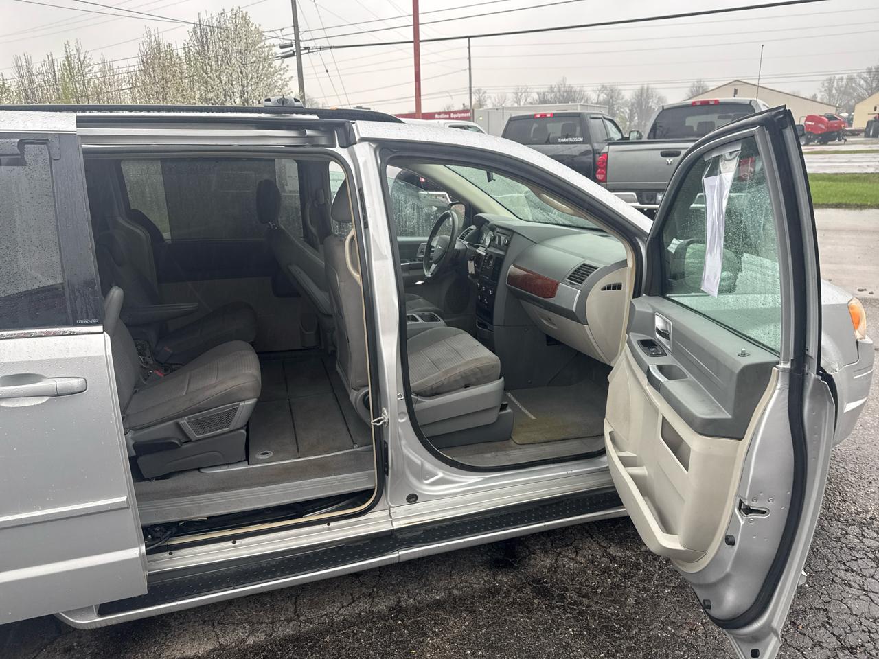 Chrysler Town & Country 4dr Wgn Touring 2008