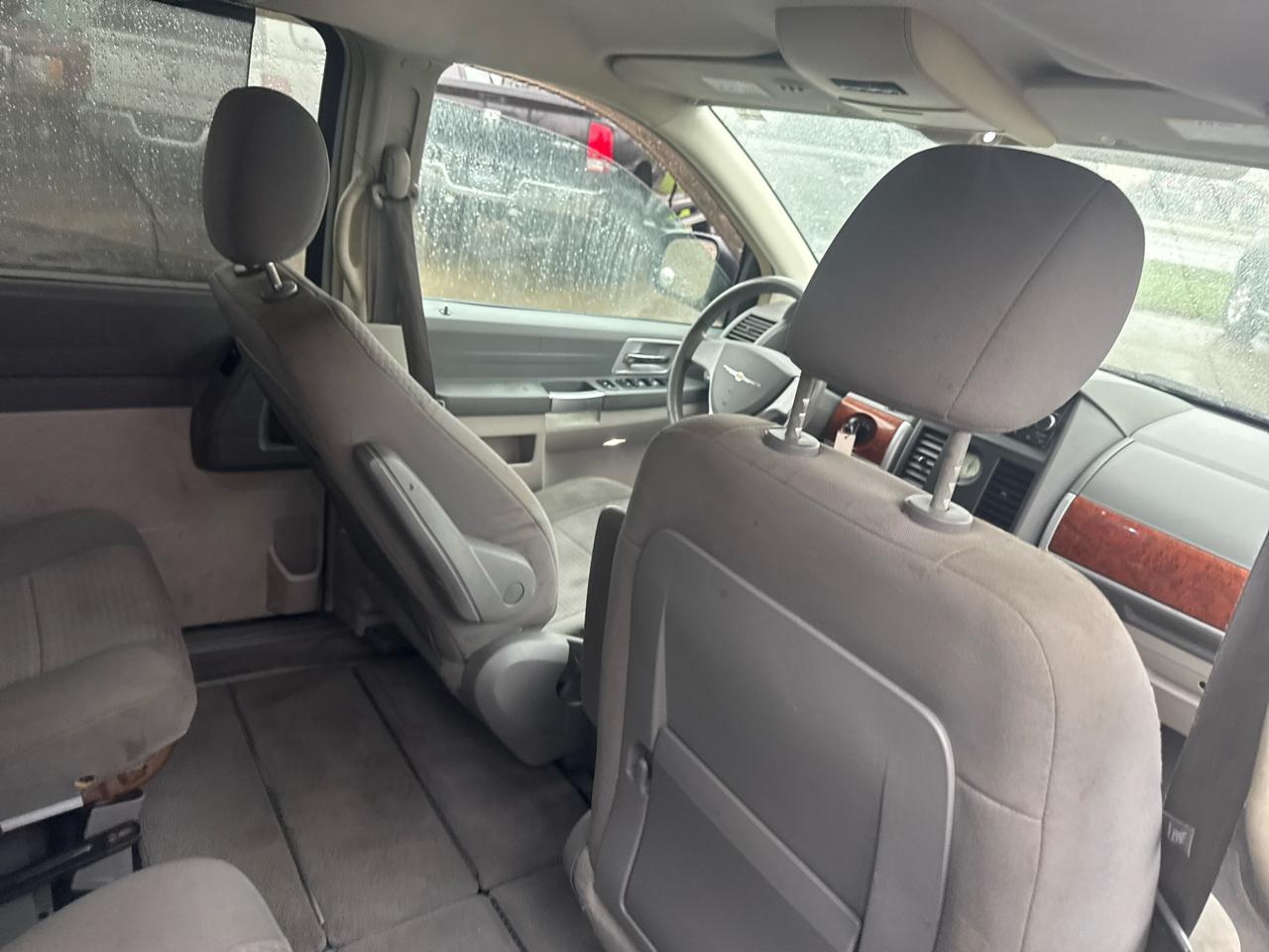 Chrysler Town & Country 4dr Wgn Touring 2008