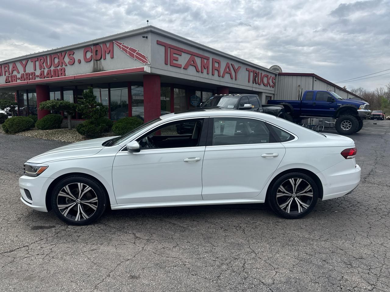 Volkswagen Passat 2.0T SE Auto 2021