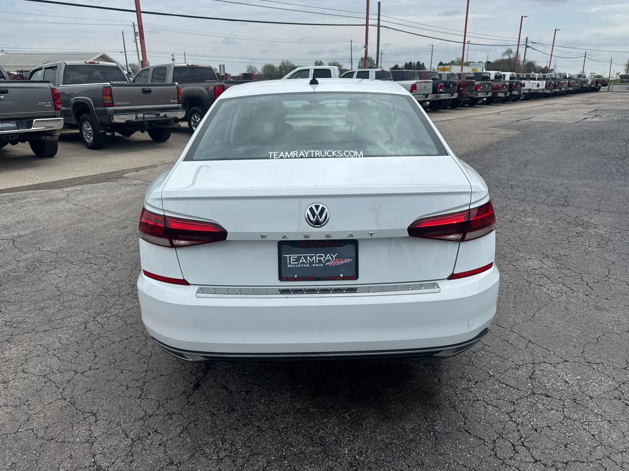 Volkswagen Passat 2.0T SE Auto 2021