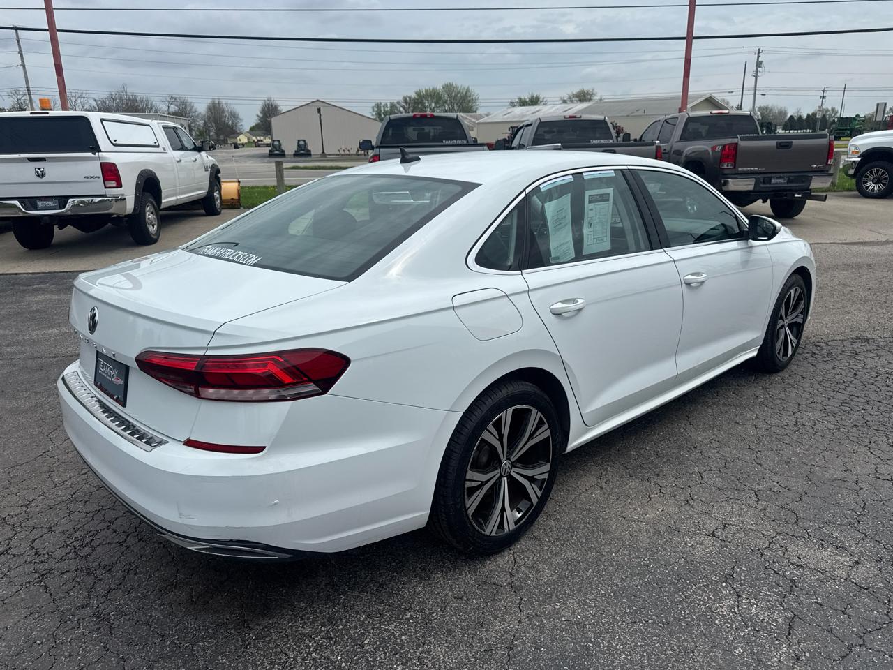 Volkswagen Passat 2.0T SE Auto 2021