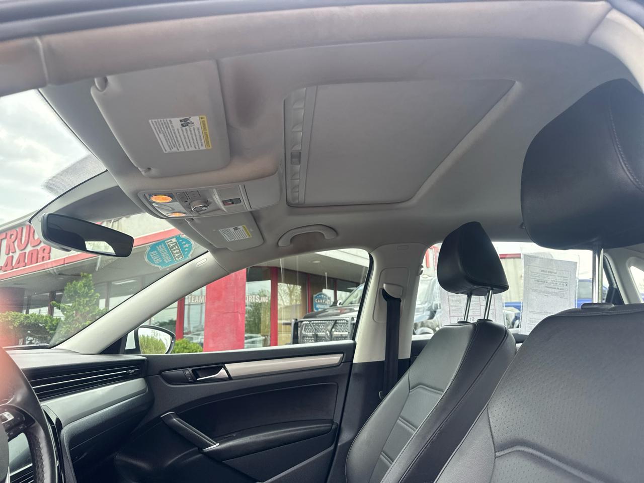 Volkswagen Passat 2.0T SE Auto 2021