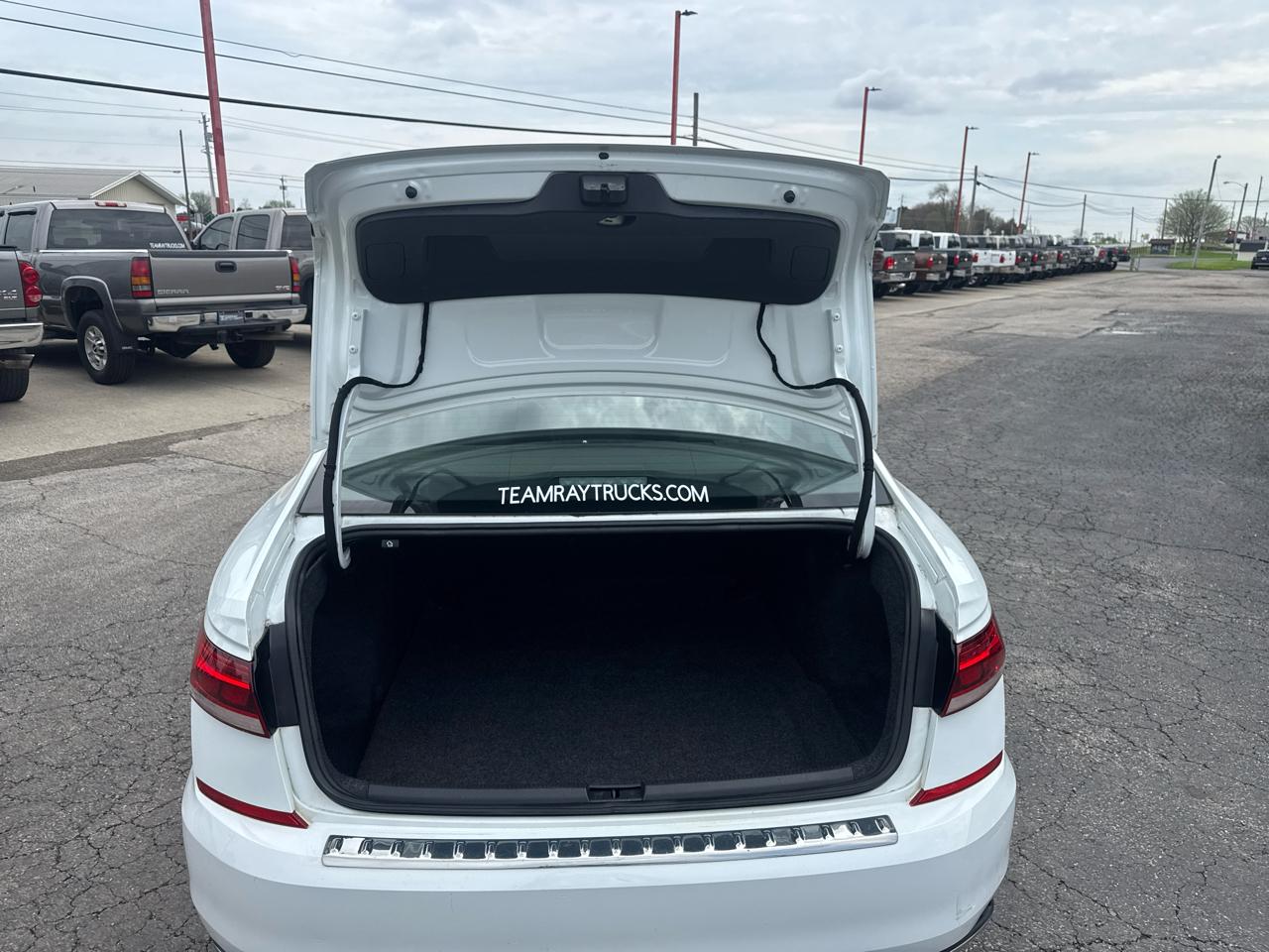 Volkswagen Passat 2.0T SE Auto 2021