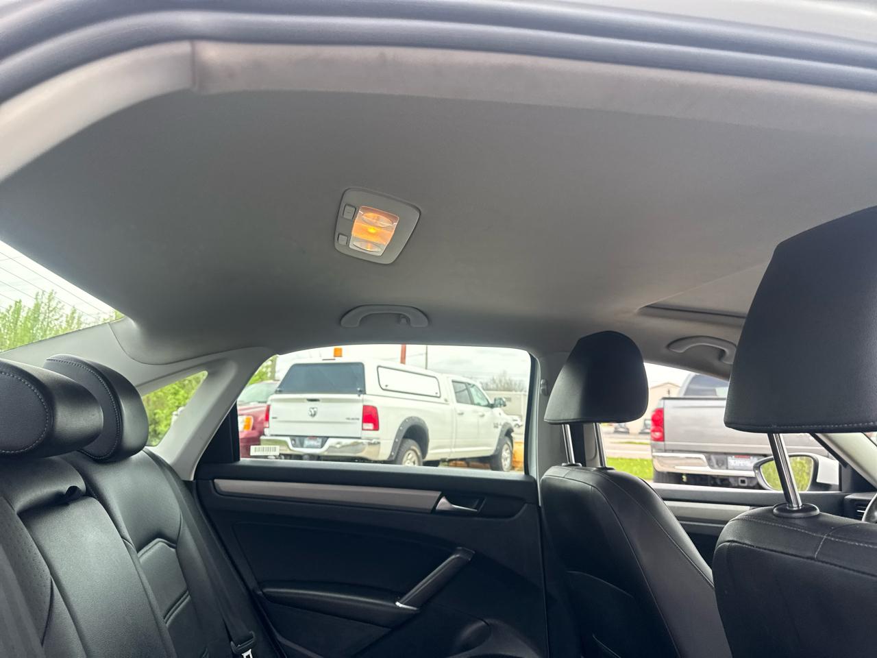 Volkswagen Passat 2.0T SE Auto 2021