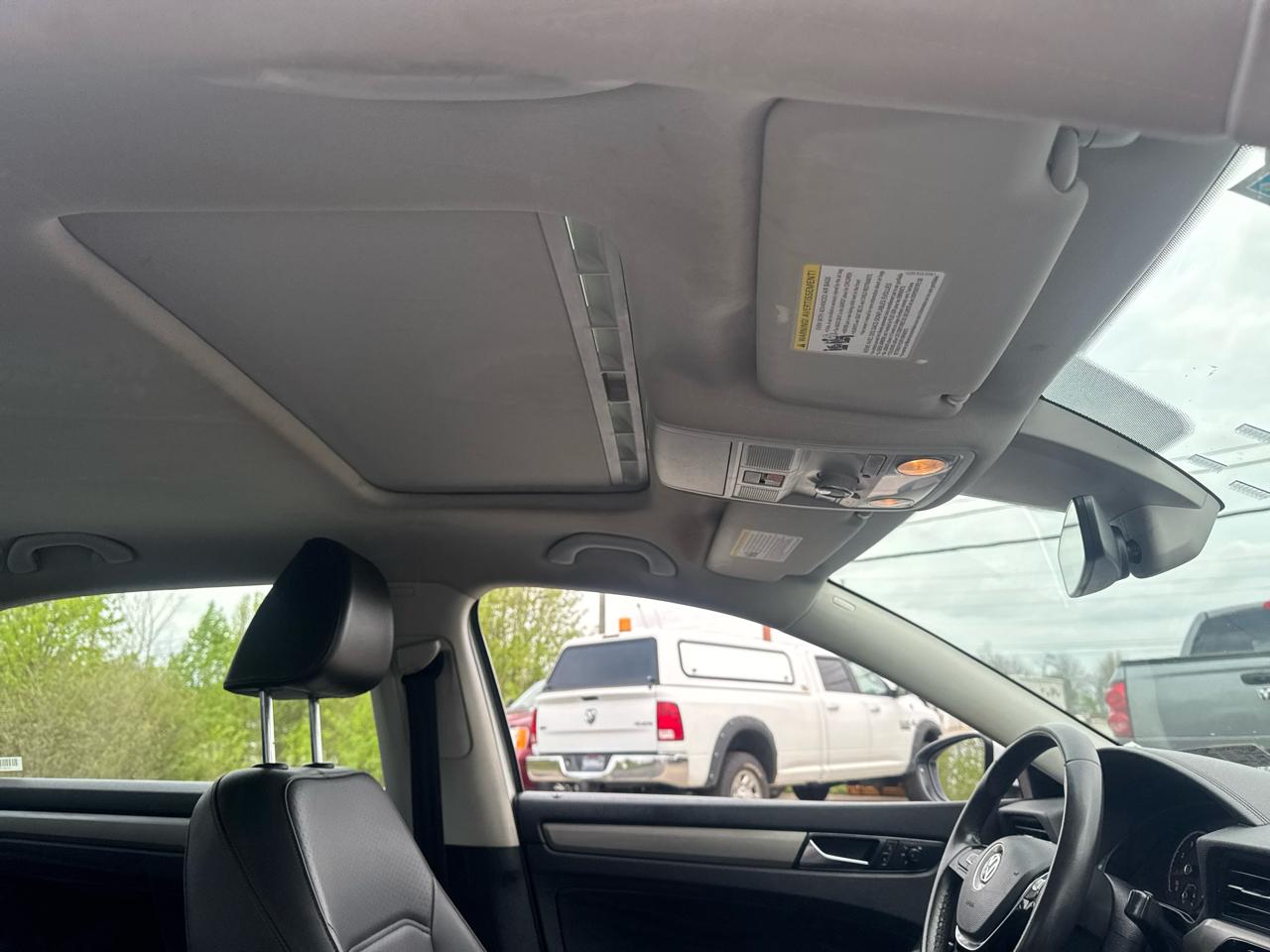 Volkswagen Passat 2.0T SE Auto 2021