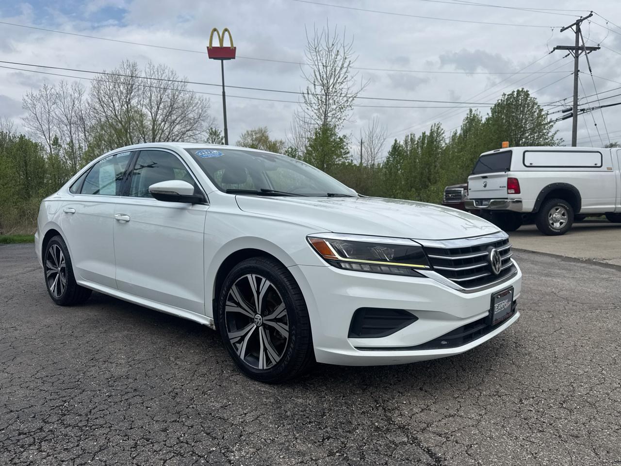 Volkswagen Passat 2.0T SE Auto 2021