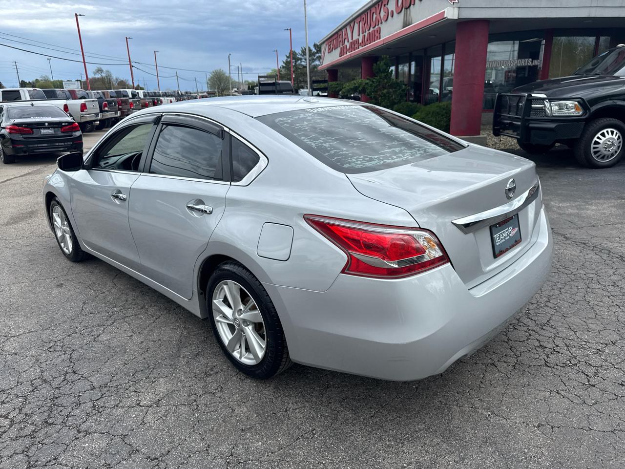 Nissan Altima 4dr Sdn I4 2.5 SL 2013