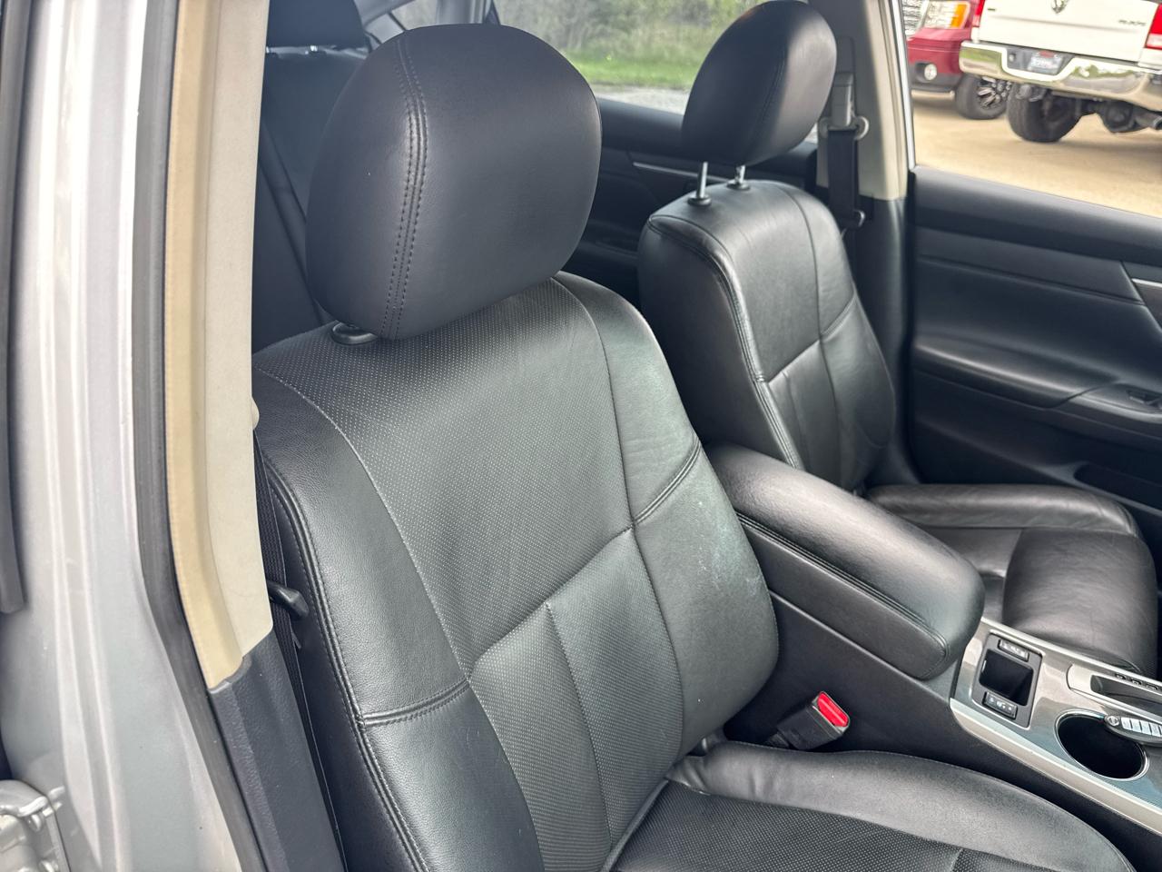 Nissan Altima 4dr Sdn I4 2.5 SL 2013