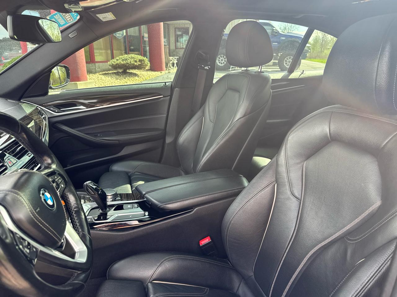 BMW 5 Series 530i xDrive Sedan 2018