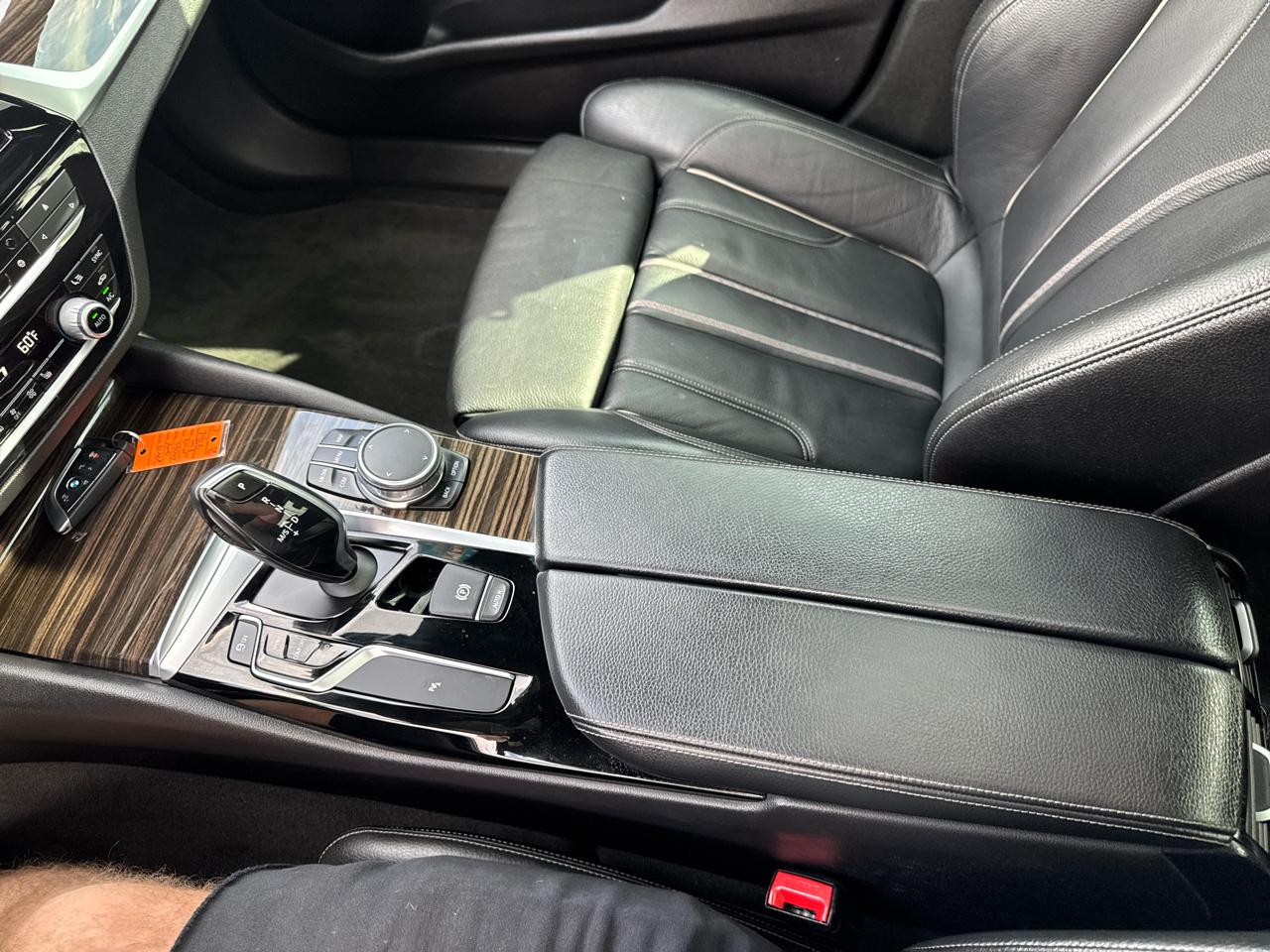 BMW 5 Series 530i xDrive Sedan 2018