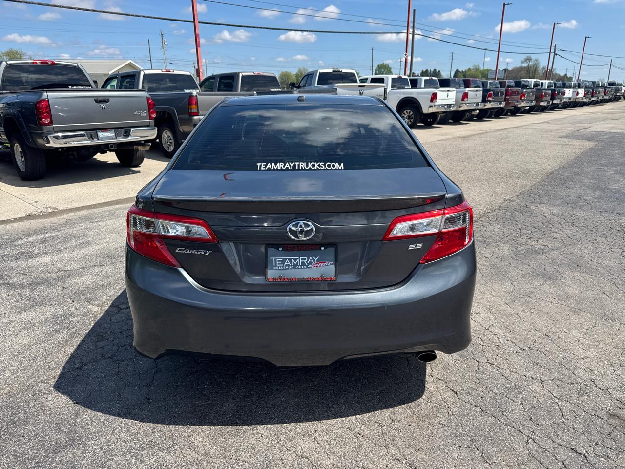 Toyota Camry 4dr Sdn I4 Auto XLE (Natl) 2013