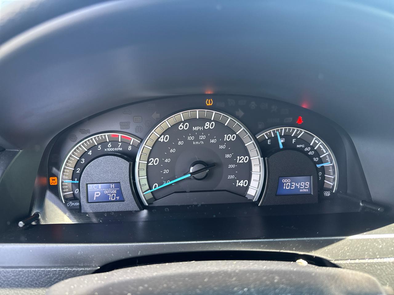 Toyota Camry 4dr Sdn I4 Auto XLE (Natl) 2013