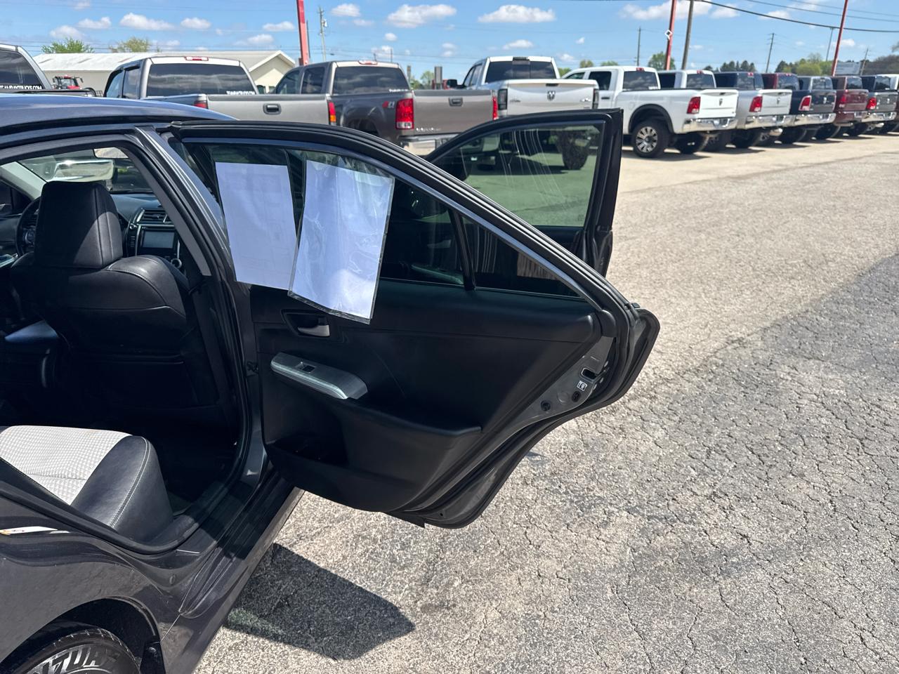 Toyota Camry 4dr Sdn I4 Auto XLE (Natl) 2013