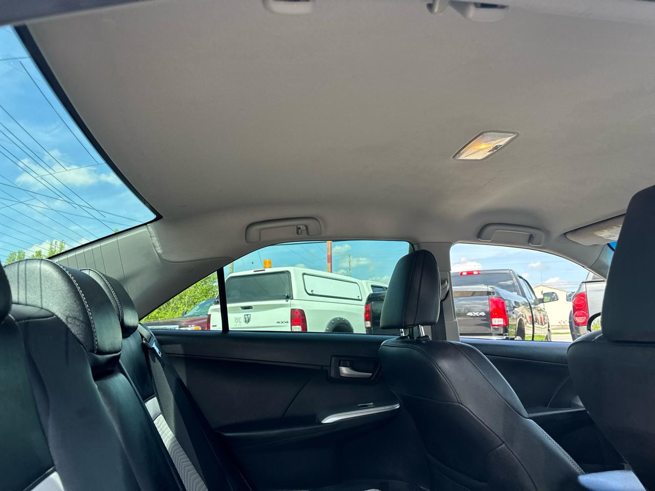 Toyota Camry 4dr Sdn I4 Auto XLE (Natl) 2013