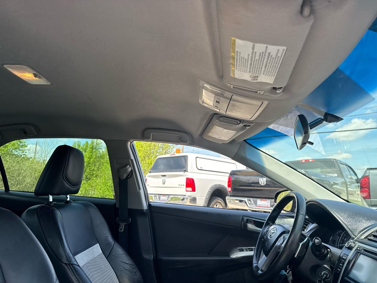 Toyota Camry 4dr Sdn I4 Auto XLE (Natl) 2013