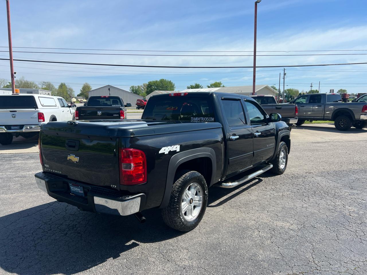Chevrolet Silverado 1500 4WD Crew Cab 143.5" LTZ 2010