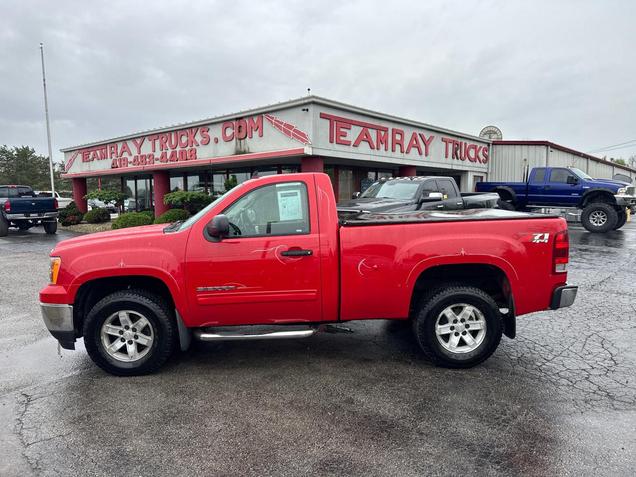 GMC Sierra 1500 4WD Reg Cab 119.0" SLE 2010