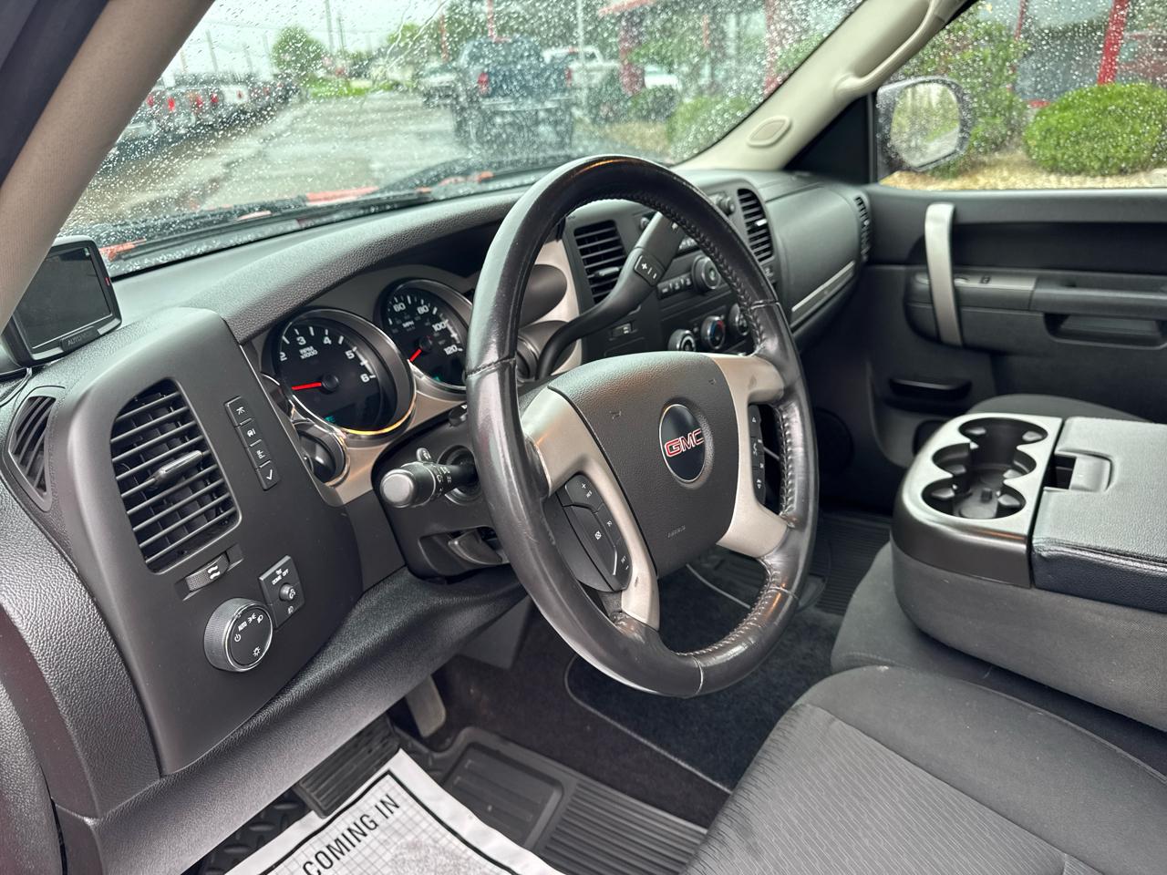 GMC Sierra 1500 4WD Reg Cab 119.0" SLE 2010