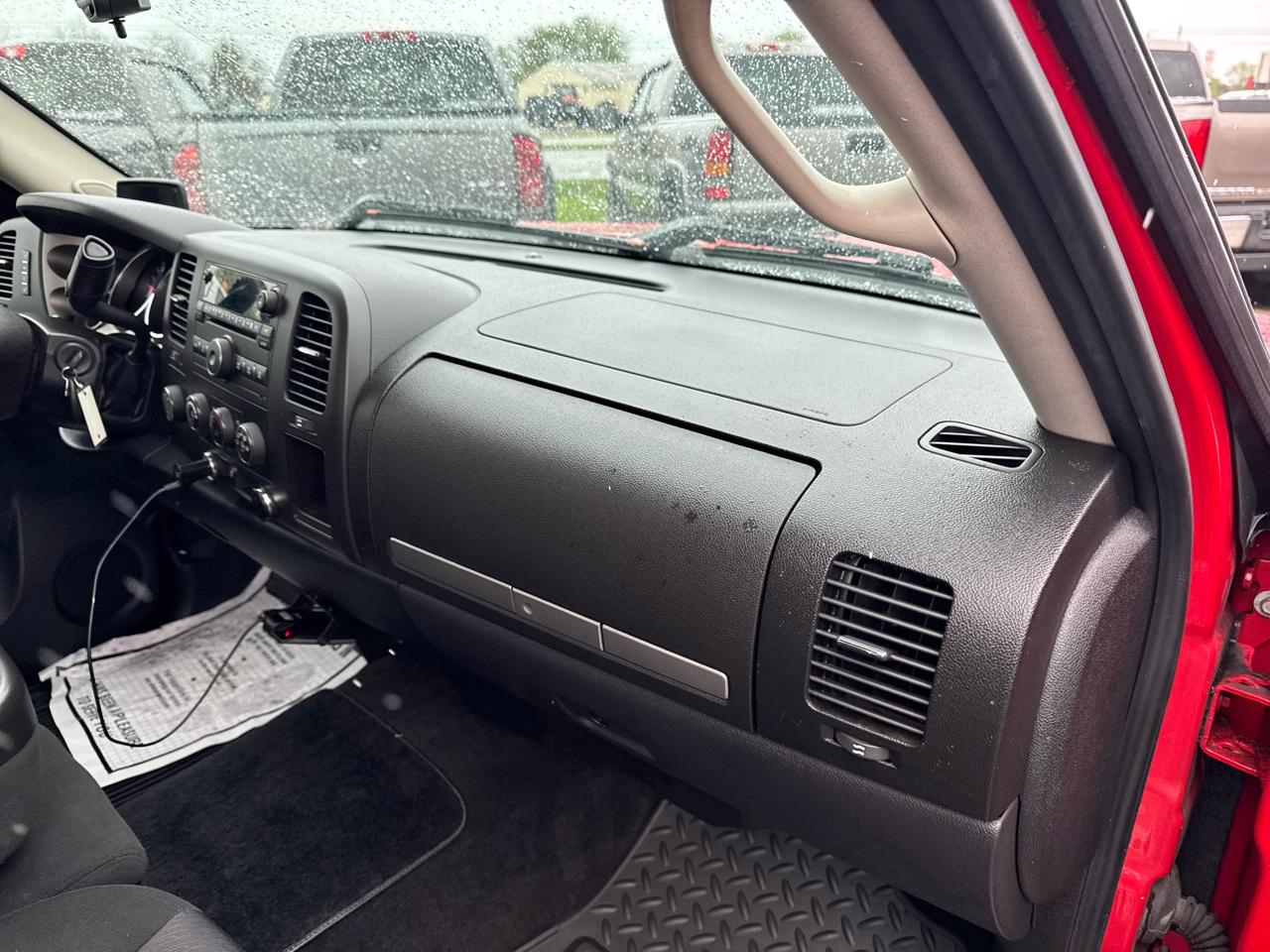 GMC Sierra 1500 4WD Reg Cab 119.0" SLE 2010