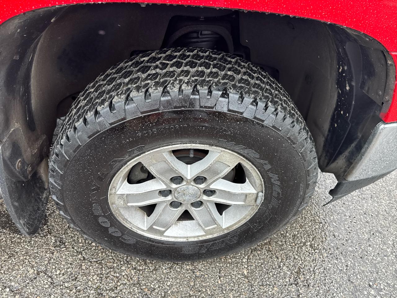 GMC Sierra 1500 4WD Reg Cab 119.0" SLE 2010