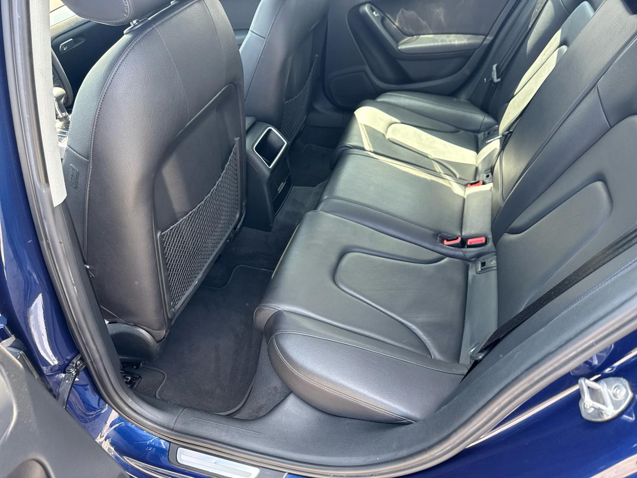 Audi A4 4dr Sdn Auto quattro 2.0T Premium 2013