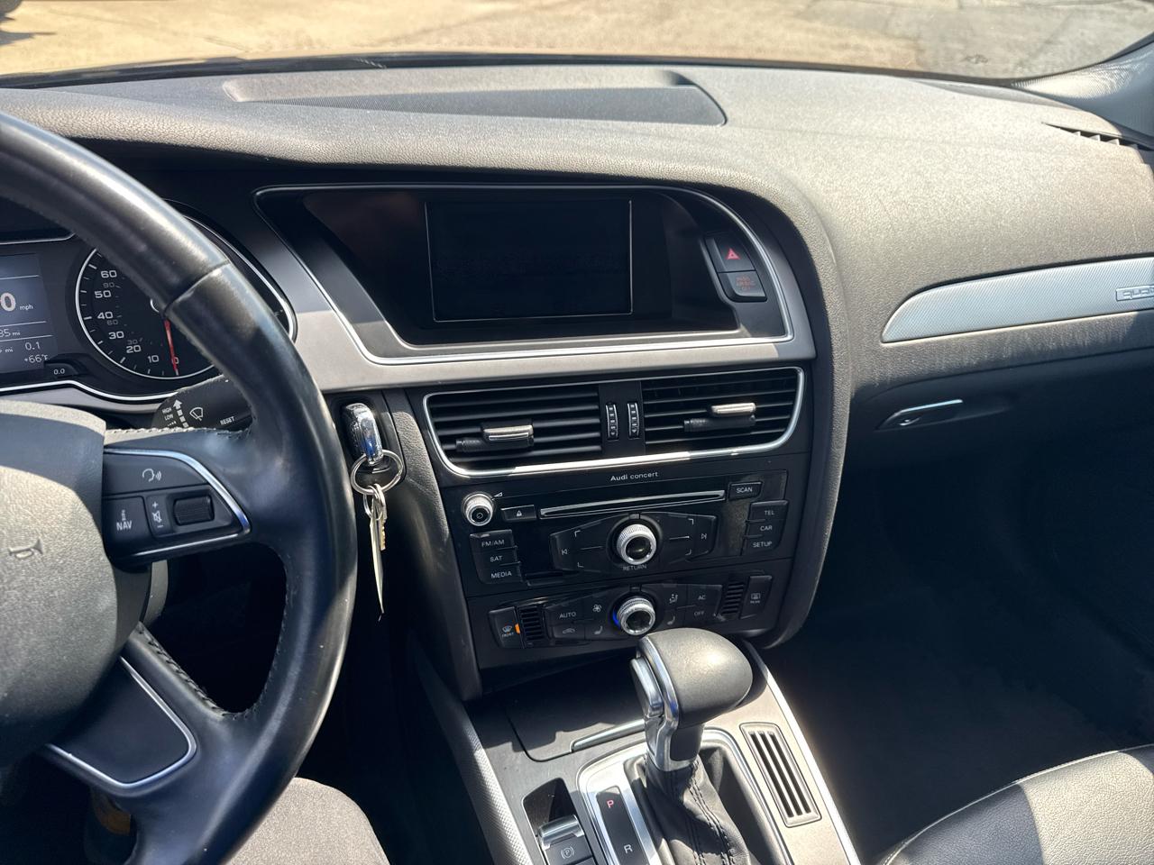 Audi A4 4dr Sdn Auto quattro 2.0T Premium 2013